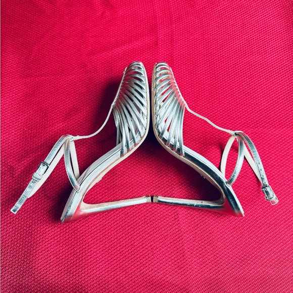 Giambattista Valli T-strap caged peep toe pale golden hint Sandal Eu 37.5 US 7.5 - Picture 6 of 17